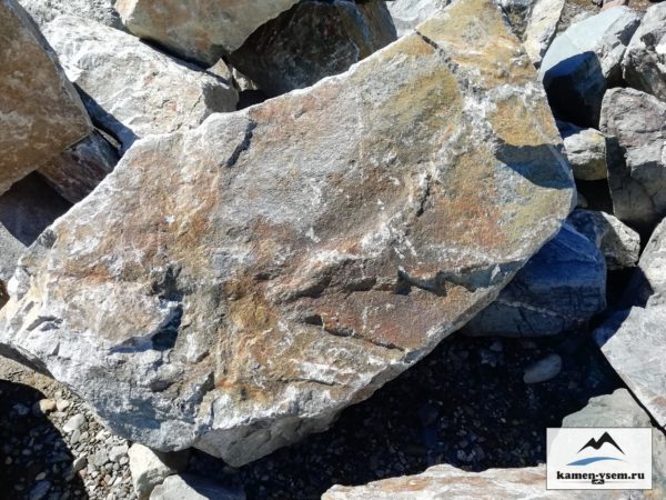 Скальник серый, гранит 500-1000 мм.